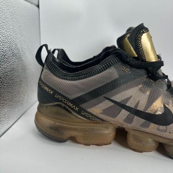 Nike Air VaporMax 2019 Black Metallic Gold Shoes Mens Size 11 Running AR6631-002 main image 5